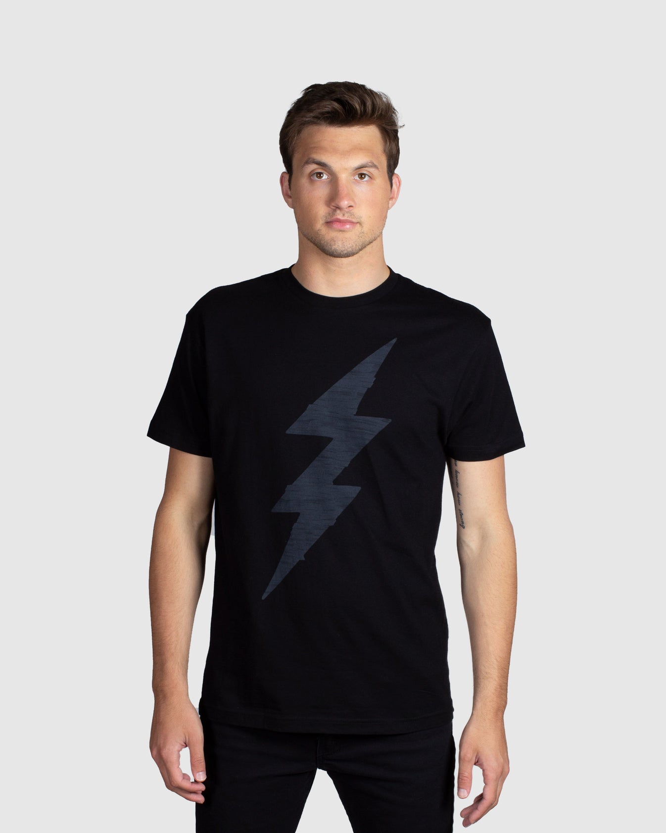 Bolt T-Shirt, Black – VESTIGE